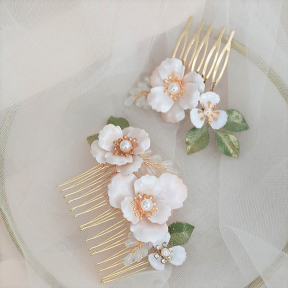 white flora boho bridal hairpiece hair comb for wedding, white headpiece, white flower hair pins, Bridal Headpiece for Wedding for bridesmaid