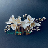 white clay floras hair comb hair pins for wedding brides bridesmaids, white flower hairpiece hair accessories