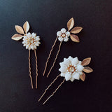 boho white Flower Hair pins set, Set of flower hair pins, Wedding flower hair clip, White wedding Flower hair piece, White flower hair pins for bridesmaid